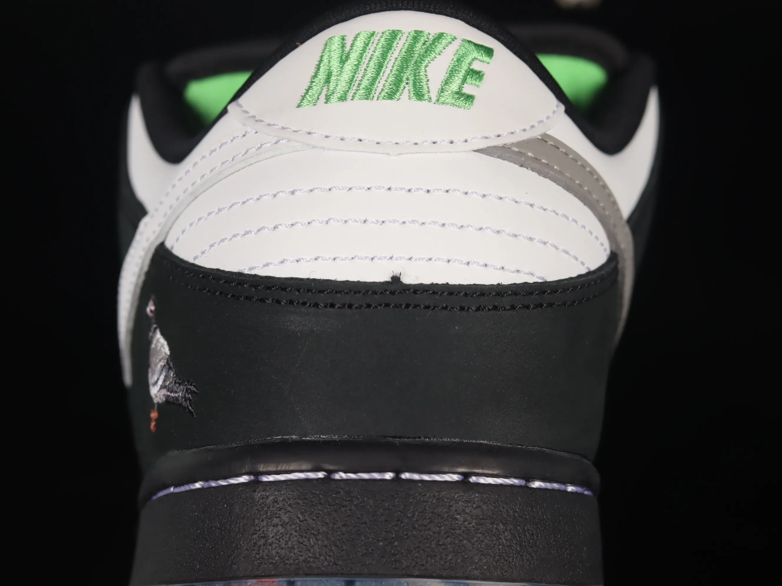 All categories Nk SB Dunk Series Nk SB Dunk Low low-top sneakers M version pure original Jeff Staple x Nk SB Dunk Low "Pigeon" 3.0 black and white panda pigeon low-top classic versatile casual sports sneakers BV1310-013
